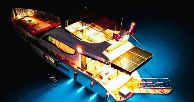 Тур на яхте при лунном свете в Сиде: Романтический ночной круиз (Начало в 21:30)