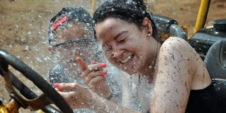 Buggy Safari в Сиде: Приключение по грязным тропам